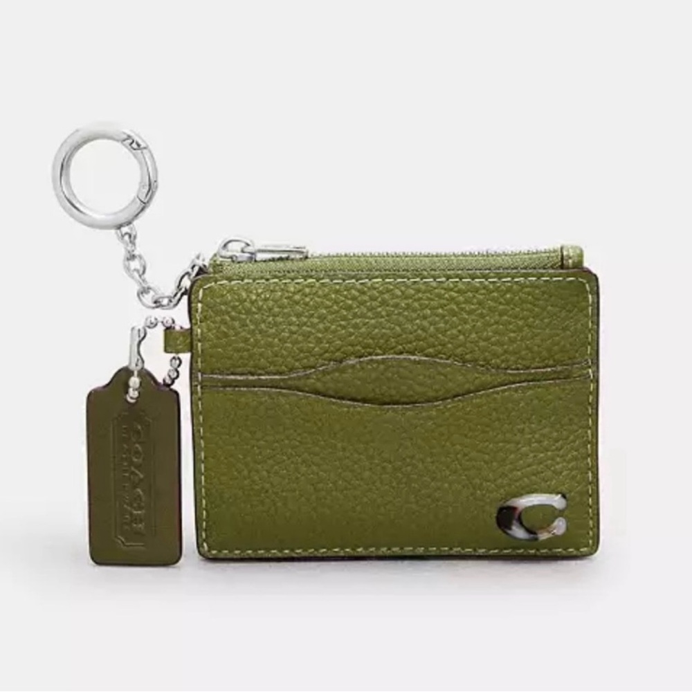 Coach Wavy Zip Card Case in Coachtopia Leather with Key Ring
